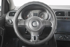 Седан Volkswagen Polo 2011 года, 599000 рублей, Кемерово