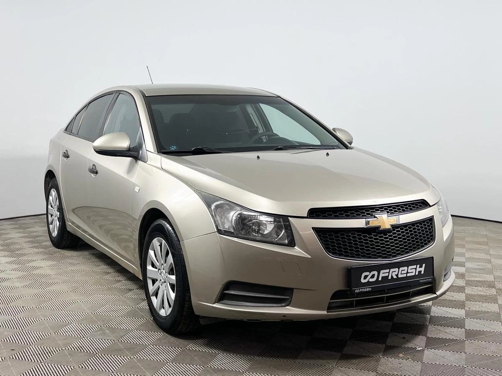 Седан Chevrolet Cruze 2012 года, 629900 рублей, Казань