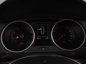 Внедорожник Volkswagen Tiguan 2018 года, 1865000 рублей, Воронеж