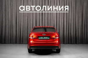 Седан Kia Rio 2016 года, 1030000 рублей, Красноярск