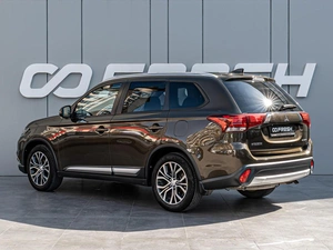 Внедорожник Mitsubishi Outlander 2018 года, 2180000 рублей, Краснодар