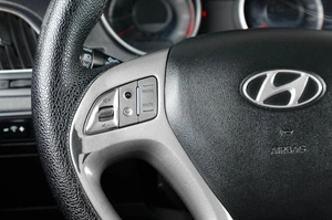 Внедорожник Hyundai ix35 2011 года, 1099000 рублей, Тюмень