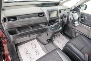 Минивэн Honda Freed 2017 года, 1539000 рублей, Красноярск