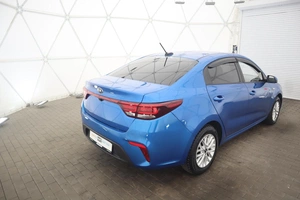 Седан Kia Rio 2020 года, 1625000 рублей, Орёл