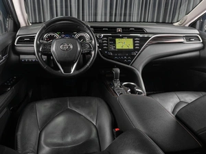 Седан Toyota Camry 2020 года, 3349000 рублей, Тюмень