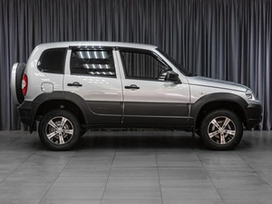 Внедорожник Chevrolet Niva 2019 года, 939000 рублей, Тюмень