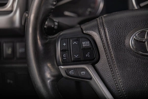 Внедорожник Toyota Highlander 2014 года, 3289000 рублей, Томск