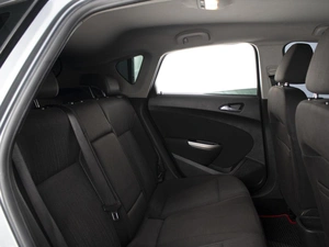 Хетчбэк Opel Astra 2010 года, 530000 рублей, Омск