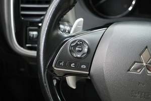 Внедорожник Mitsubishi Outlander 2015 года, 2099000 рублей, Омск