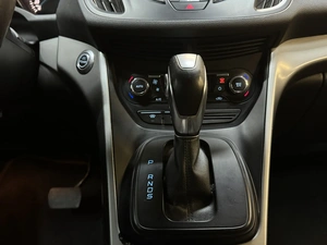 Внедорожник Ford Kuga 2013 года, 1297000 рублей, Красноярск