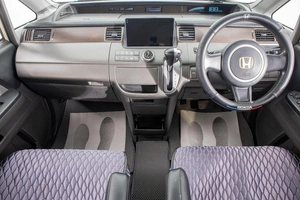 Минивэн Honda Stepwgn 2006 года, 1329000 рублей, Барнаул