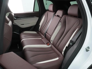 Внедорожник Geely Monjaro 2024 года, 3990000 рублей, Воронеж