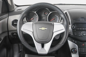 Седан Chevrolet Cruze 2013 года, 599000 рублей, Кемерово