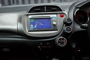Хетчбэк Honda Fit 2012 года, 867000 рублей, Красноярск