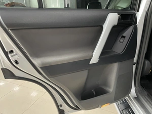Внедорожник Toyota Land Cruiser Prado 2011 года, 2897000 рублей, Солонцы