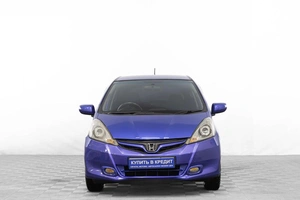 Хетчбэк Honda Fit 2011 года, 909000 рублей, Барнаул