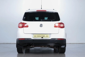 Внедорожник Volkswagen Tiguan 2009 года, 1059000 рублей, Челябинск