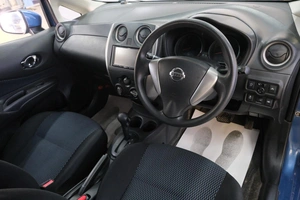 Хетчбэк Nissan Note 2015 года, 799000 рублей, Омск