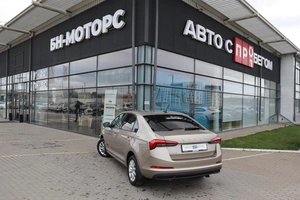 Хэтчбек Skoda Rapid 2021 года, 1650000 рублей, Мирное