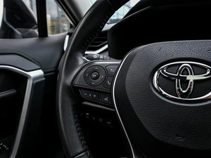 Внедорожник Toyota RAV4 2024 года, 3785000 рублей, Волгоград