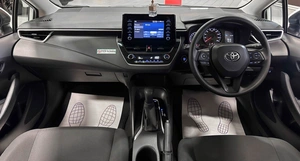 Универсал Toyota Corolla 2021 года, 1697000 рублей, Красноярск