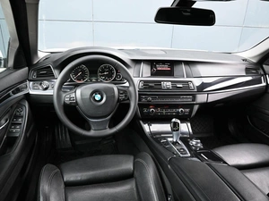 Седан BMW 5 серия 2015 года, 1999000 рублей, Кирилловка