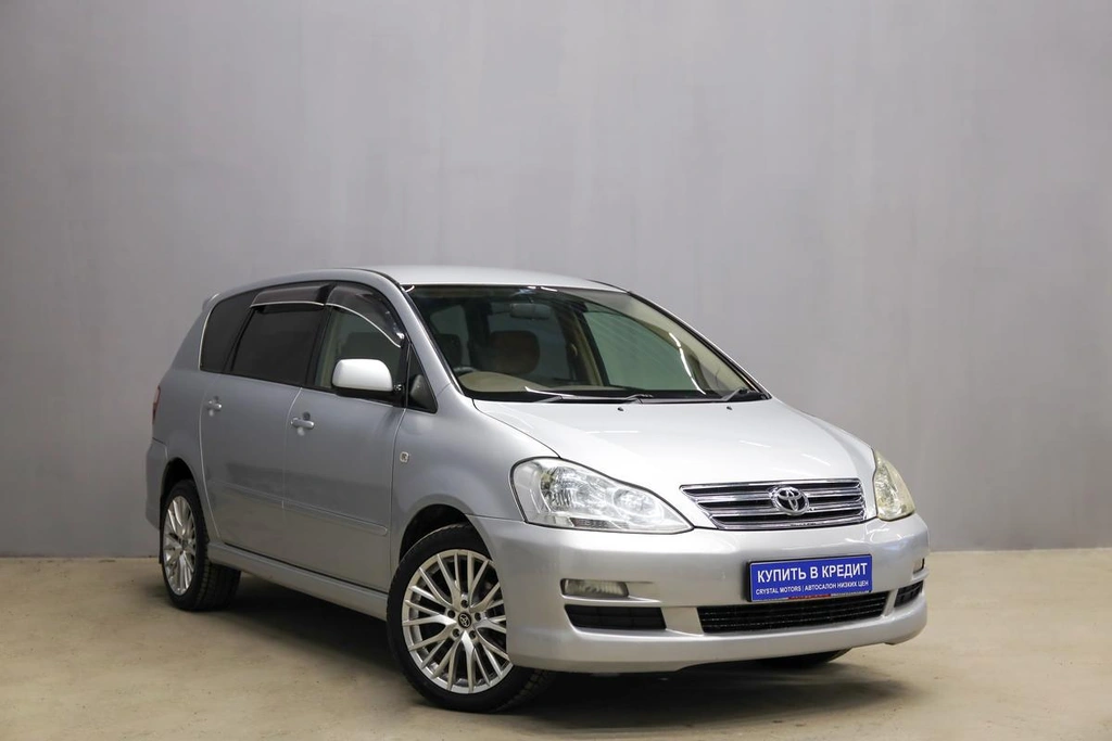 Минивэн Toyota Ipsum 2004 года, 799000 рублей, Новосибирск