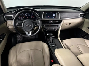 Седан Kia Optima 2017 года, 1819000 рублей, Казань