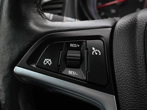 Хетчбэк Opel Astra 2012 года, 999000 рублей, Волгоград