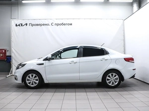 Седан Kia Rio 2016 года, 1080000 рублей, Красноярск