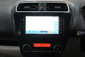 Хетчбэк Mitsubishi Mirage 2012 года, 789000 рублей, Омск