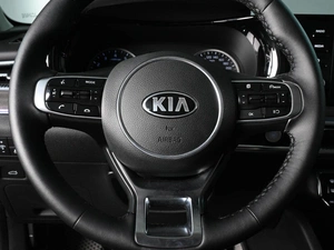 Седан Kia K5 2021 года, 2750000 рублей, Аксай