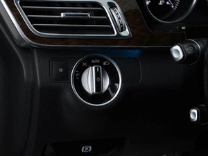 Седан Mercedes-benz E-класс 2013 года, 2499077 рублей, Москва