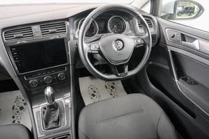 Универсал Volkswagen Golf 2018 года, 1489000 рублей, Красноярск
