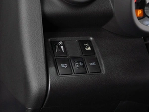 Внедорожник Toyota RAV4 2010 года, 1670000 рублей, Тюмень
