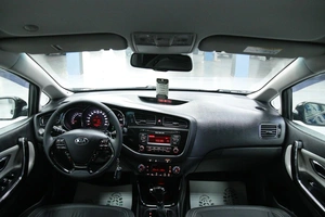 Хетчбэк Kia Ceed 2013 года, 1048000 рублей, Солонцы