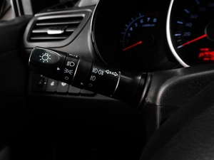 Седан Kia Rio 2014 года, 999000 рублей, Тюмень