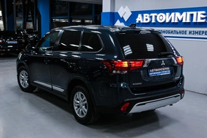 Внедорожник Mitsubishi Outlander 2018 года, 2098000 рублей, Солонцы