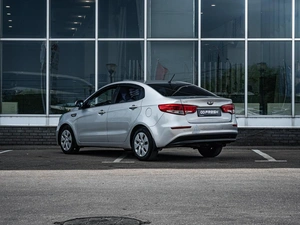 Седан Kia Rio 2016 года, 950000 рублей, Нижний Новгород