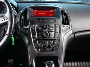 Хетчбэк Opel Astra 2011 года, 668000 рублей, Тверь