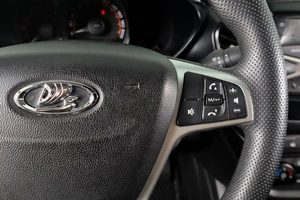 Седан ВАЗ (LADA) Vesta 2019 года, 893000 рублей, Пермь