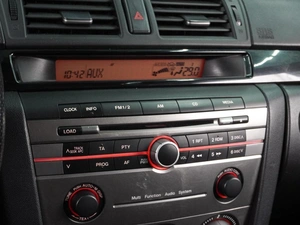 Седан Mazda 3 2006 года, 729000 рублей, Воронеж