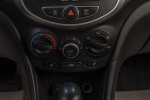 Седан Hyundai Solaris 2012 года, 879000 рублей, Челябинск