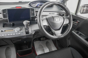 Минивэн Honda Freed 2011 года, 999000 рублей, Барнаул