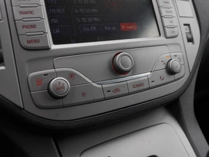 Внедорожник Ford Kuga 2012 года, 1182000 рублей, Волгоград