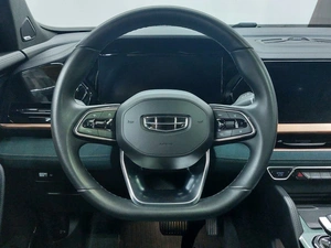 Внедорожник Geely Monjaro 2023 года, 2849000 рублей, Барнаул