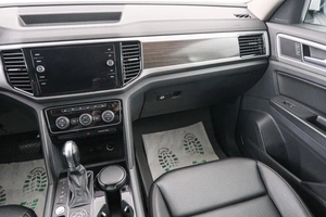 Внедорожник Volkswagen Teramont 2018 года, 3829000 рублей, Красноярск