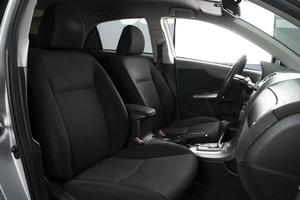 Седан Toyota Corolla 2012 года, 1170000 рублей, Омск