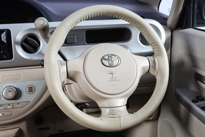 Минивэн Toyota Porte 2005 года, 659000 рублей, Новосибирск