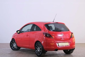 Хетчбэк Opel Corsa 2012 года, 489000 рублей, Омск